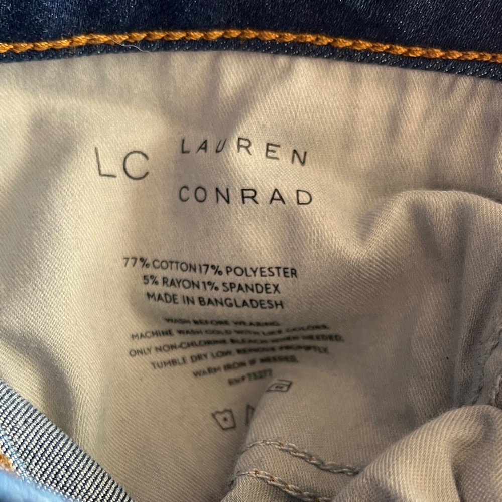 Lauren Conrad Super High Rise Flare Blue Jeans size 10 - Picture 3 of 8
